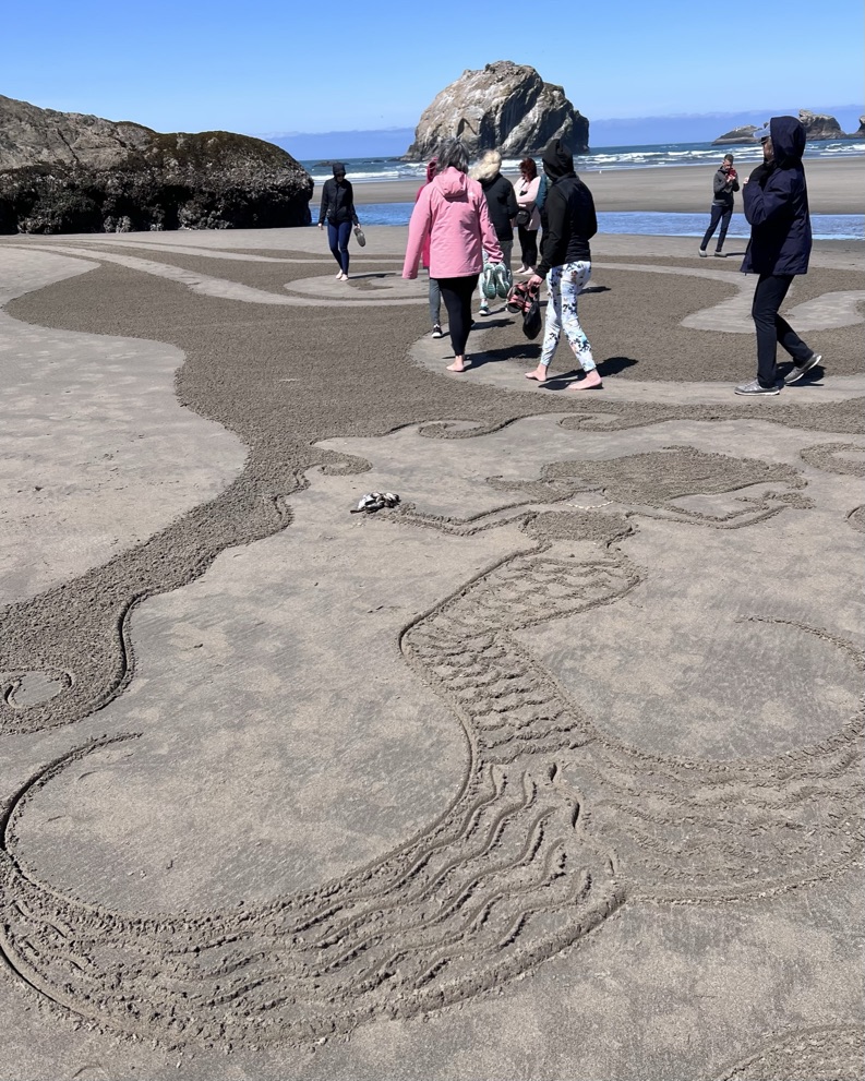 Circles in the Sand
Bandon, Oregon
@tournesoladventures